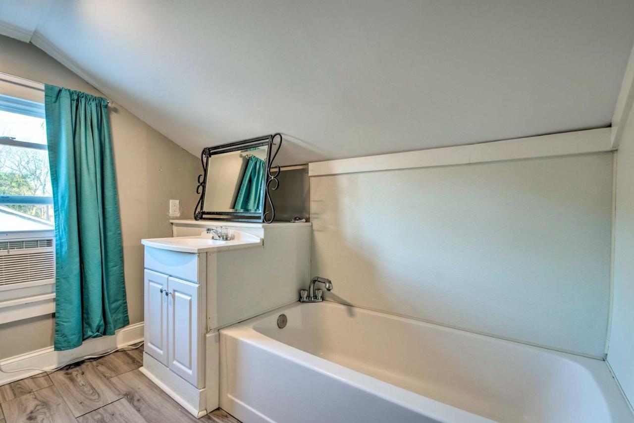 Modern Florence Getaway With Patio And Grill! Εξωτερικό φωτογραφία